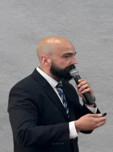 Dr. Edson Luiz Favero Junior